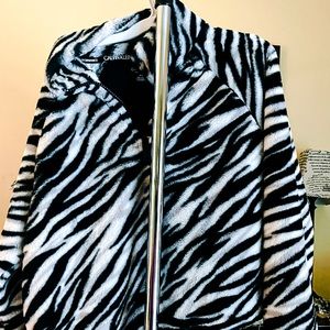 CALVIN KLEIN half zip- NWOT